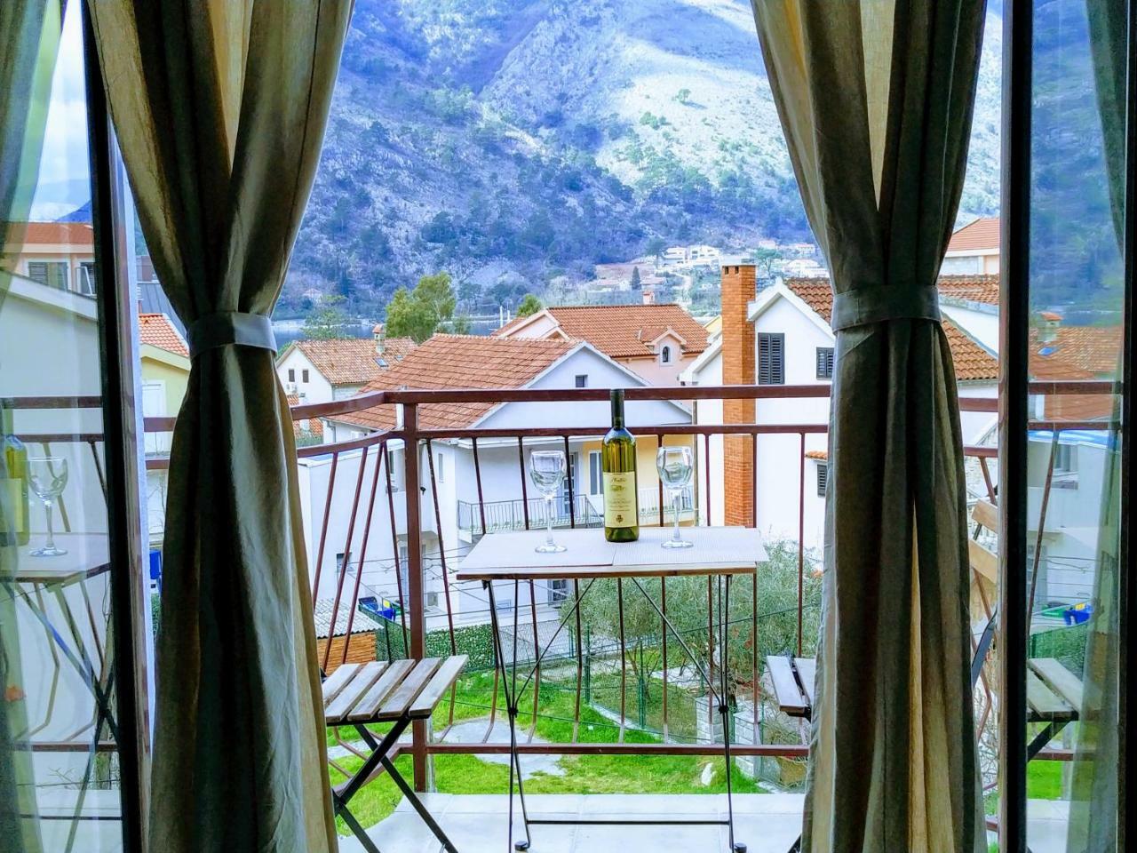 Rooms & Apartments Vukasovic Котор Экстерьер фото